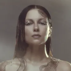 Poslechněte si interpreta Mira Albor, sledujte hudební videa, přečtěte si životopis, podívejte se na data turné a další informace.