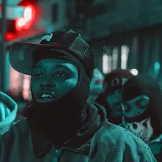 Ouça Stargiela, assista a videoclipes, leia a biografia, veja as datas das turnês e mais!