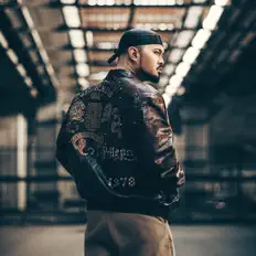 Listen to Jave South, watch music videos, read bio, see tour dates & more!