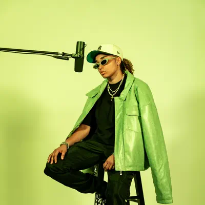 Listen to J3MINII, watch music videos, read bio, see tour dates & more!