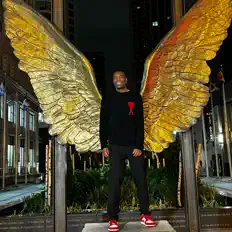 收听 Ciel McDaniels、观看音乐视频、阅读小传、查看巡演日期等 ！