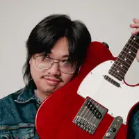 Ouve undefined, vê vídeos de música, lê a biografia, vê as datas da digressão e muito mais!