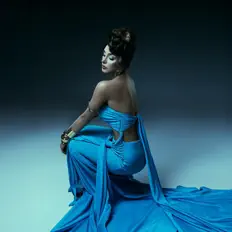 Luister naar LEILA SEZER, bekijk muziekvideo's, lees de bio, bekijk de tourdata, en meer!