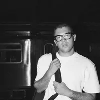 Dengarkan undefined, tonton video musik, baca bio, lihat tanggal tur & lainnya!