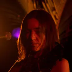 Listen to Alice Orchard, watch music videos, read bio, see tour dates & more!