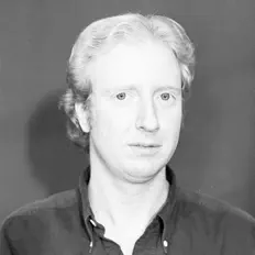 Poslechněte si interpreta The Raylius Experiment, sledujte hudební videa, přečtěte si životopis, podívejte se na data turné a další informace.