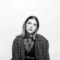 Olivia Elizabeth Basar: песни, клипы, биография, даты выступлений и многое другое.