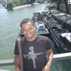 Escucha a Creek Owens, mira videos musicales, lee su biografía, consulta las fechas de las gira y más.