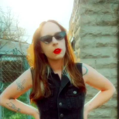Listen to Laurlyn, watch music videos, read bio, see tour dates & more!