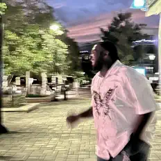 Escucha a Olijade, mira videos musicales, lee su biografía, consulta las fechas de las gira y más.