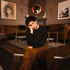 Dengarkan Austin Joyce, tonton video musik, baca bio, lihat tanggal tur & lainnya!