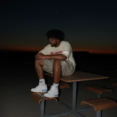 Poslechněte si interpreta JasoNova, sledujte hudební videa, přečtěte si životopis, podívejte se na data turné a další informace.