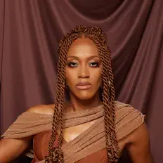 Poslechněte si interpreta THEBLCKGIN, sledujte hudební videa, přečtěte si životopis, podívejte se na data turné a další informace.