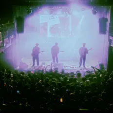 Poslechněte si interpreta Duck Fizz, sledujte hudební videa, přečtěte si životopis, podívejte se na data turné a další informace.