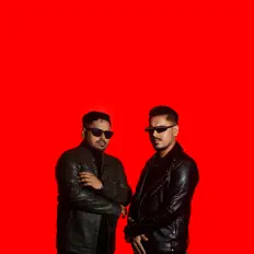 收听 Apeiruss、观看音乐视频、阅读小传、查看巡演日期等 ！