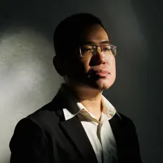 Escucha a Trần Hữu Tuấn Bách, mira videos musicales, lee su biografía, consulta las fechas de las gira y más.