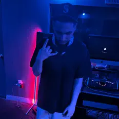 lulgwapo dinle, müzik videolarını izle, biyografisini oku, tur tarihlerini ve daha fazlasını gör!