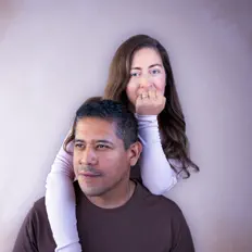 Hör dir Paradigm SG an, schau dir Musikvideos an, lies die Biografie, finde Tourdaten und mehr!