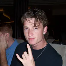 Écoutez Chris Manings, regardez des vidéoclips, lisez la biographie, consultez les dates de tournée et plus encore !