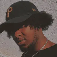 收听 undefined、观看音乐视频、阅读小传、查看巡演日期等 ！