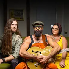Listen to The Reverend Peyton's Big Damn Band, watch music videos, read bio, see tour dates & more!