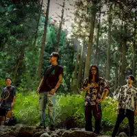 undefined सुनें, म्यूज़िक वीडियो देखें, बायो पढ़ें, दौरे की तारीखें और बहुत कुछ देखें!