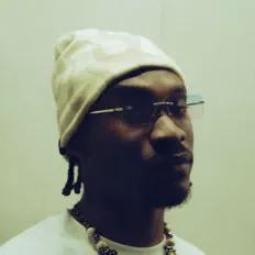 Listen to LOH-renzo, watch music videos, read bio, see tour dates & more!