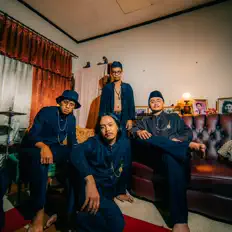 Listen to Basajan, watch music videos, read bio, see tour dates & more!