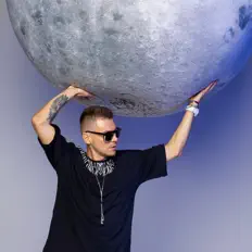 聆聽 ГастролеR、觀看音樂影片、閱讀小傳、查看巡演日期等！