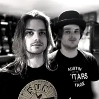 Ouça undefined, assista a videoclipes, leia a biografia, veja as datas das turnês e mais!