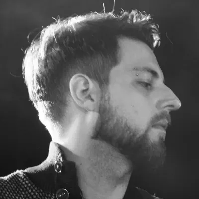 Listen to Das W, watch music videos, read bio, see tour dates & more!
