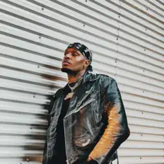 Escucha a Bennie Bates, mira videos musicales, lee su biografía, consulta las fechas de las gira y más.