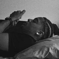 收听 undefined、观看音乐视频、阅读小传、查看巡演日期等 ！