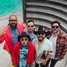 Listen to Los Vikingos Del Norte, watch music videos, read bio, see tour dates & more!