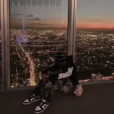 Poslechněte si interpreta K¡LLD¡CE, sledujte hudební videa, přečtěte si životopis, podívejte se na data turné a další informace.