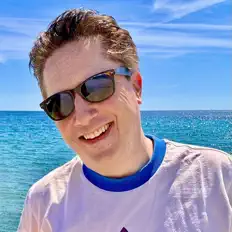 Escucha a Marc Pop, mira vídeos musicales, lee la biografía, consulta fechas de giras y mucho más.