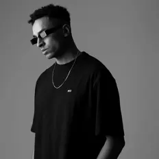 Escucha a Felipe Gus, mira vídeos musicales, lee la biografía, consulta fechas de giras y mucho más.