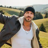 Dengarkan undefined, tonton video musik, baca bio, lihat tanggal tur & lainnya!