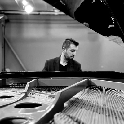 Listen to Fırat Aktav, watch music videos, read bio, see tour dates & more!