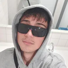 Escucha a Draylix, mira videos musicales, lee su biografía, consulta las fechas de las gira y más.