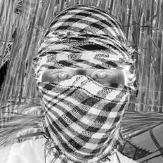 Écoutez B€BØ, regardez des vidéoclips, lisez la biographie, consultez les dates de tournée et plus encore !