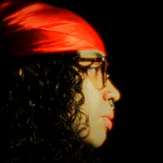 Listen to Raé Luna, watch music videos, read bio, see tour dates & more!