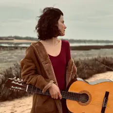 Lila Veil dinle, müzik videolarını izle, biyografisini oku, tur tarihlerini ve daha fazlasını gör!