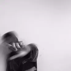 收听 AUGUST4EVA、观看音乐视频、阅读小传、查看巡演日期等 ！