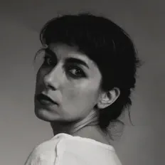 The Real Runna을(를) 듣고, 뮤직 비디오를 보고, 약력을 읽고, 투어 일정 등을 확인하세요!