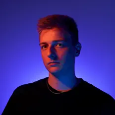 Chris Bernerを聴いたり、ミュージックビデオを鑑賞したり、経歴やツアー日程などを確認したりしましょう！