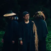 Escucha a undefined, mira videos musicales, lee su biografía, consulta las fechas de las gira y más.