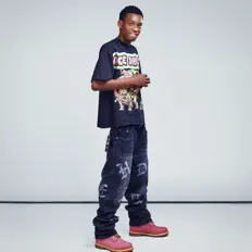 Bobby $tonerを聴いたり、ミュージックビデオを鑑賞したり、経歴やツアー日程などを確認したりしましょう！