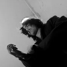 Escucha a TEEN BLUSH, mira vídeos musicales, lee la biografía, consulta fechas de giras y mucho más.