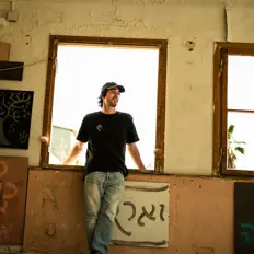 Ascolta נדי, guarda video musicali, leggi la biografia, vedi le date del tour & altro!